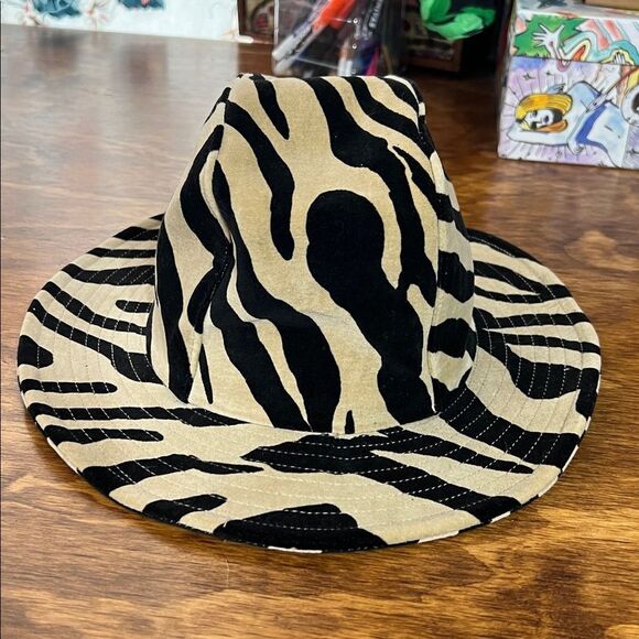 Zebra Print Fedora Hat main image 7